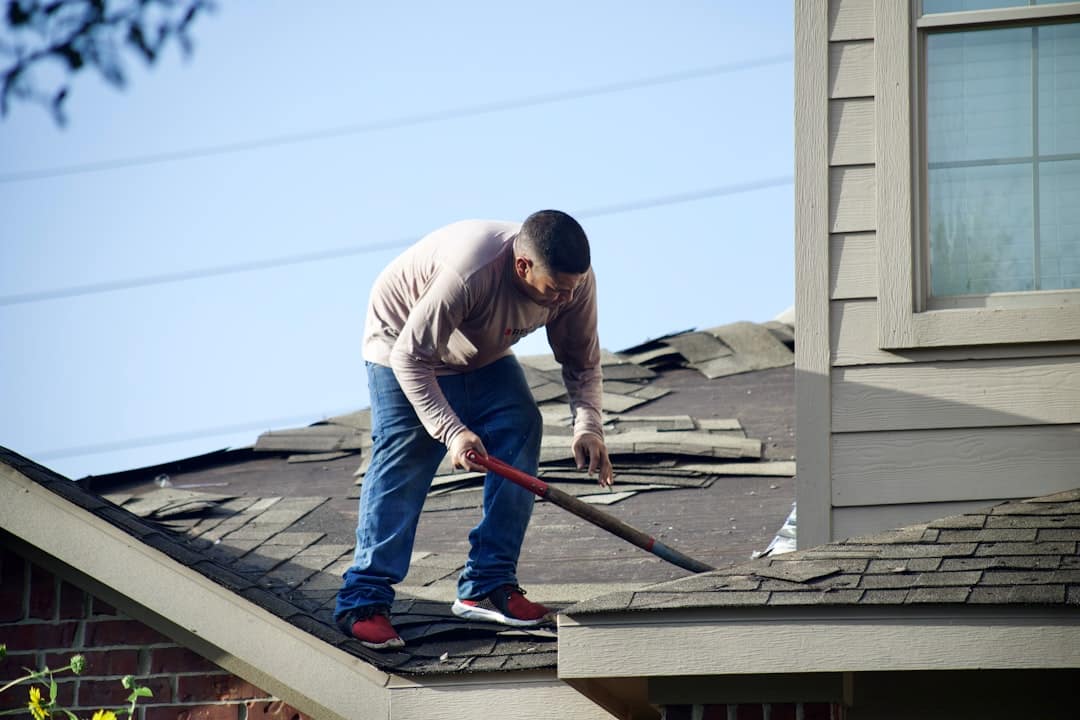 Your Ultimate Guide to Hiring a Roofer in Wakefield