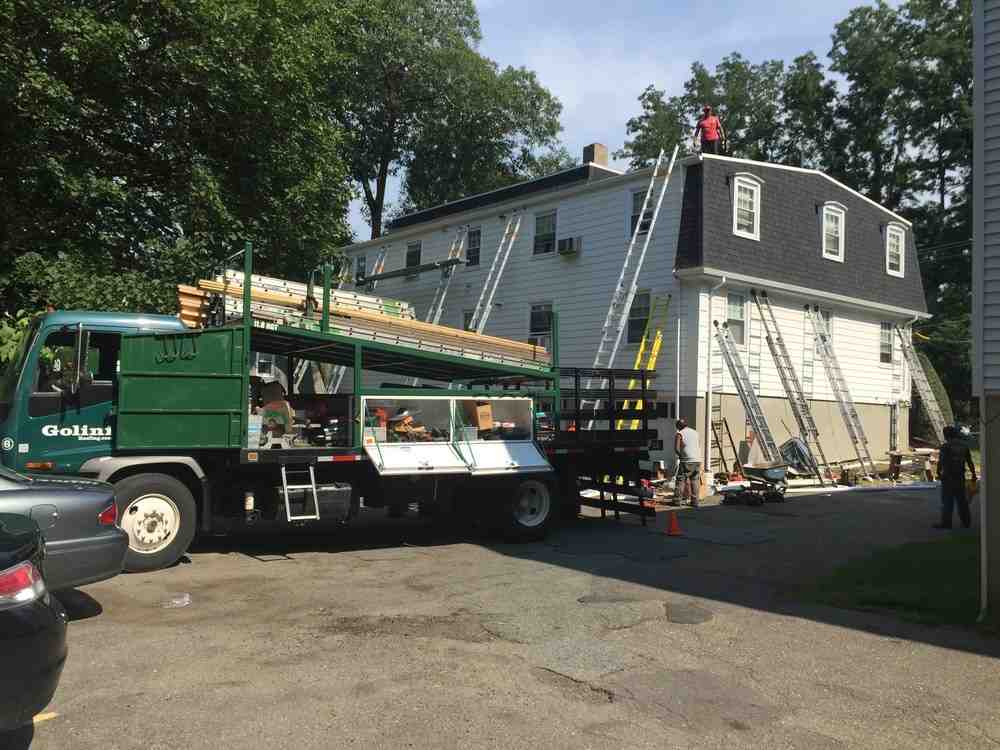 The Lynnfield Homeowner’s Guide to Hiring a Roofing Contractor